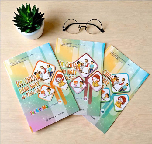 Bộ Sách Lời Chúa Hằng Ngày Cho Thiếu Nhi - Thế Giới Mới Tuổi Thơ - Quyển 118,119,120 - KTN-2583
