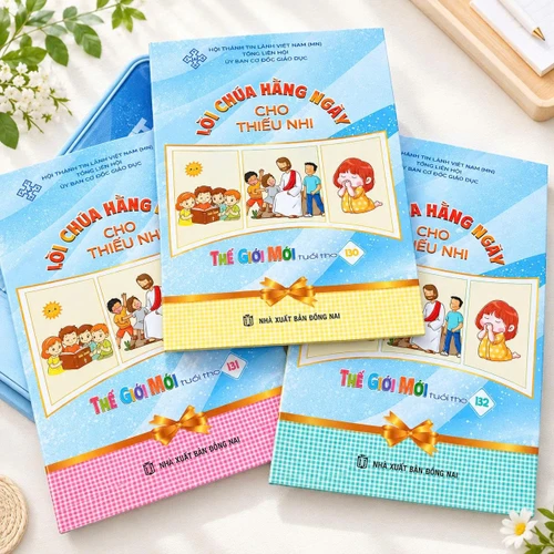 Bộ Sách Lời Chúa Hằng Ngày Cho Thiếu Nhi - Thế Giới Mới Tuổi Thơ - Quyển 130,131,132 - KTN-2737