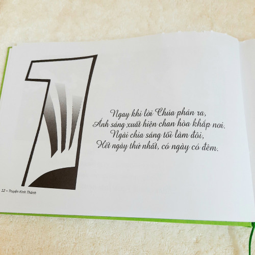 Sách Truyện Kinh Thánh Cựu Ước - Tập 1 - KGXT-0901 Sách Truyện Kinh Thánh Cựu Ước - Tập 1 - KGXT-0901