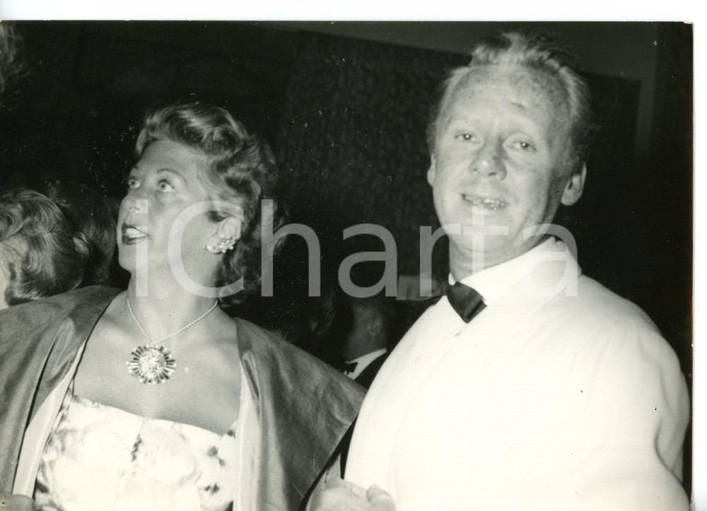 1955 ca MONTECARLO Van JOHNSON e Jane POWELL durante serata Croce Rossa *Foto