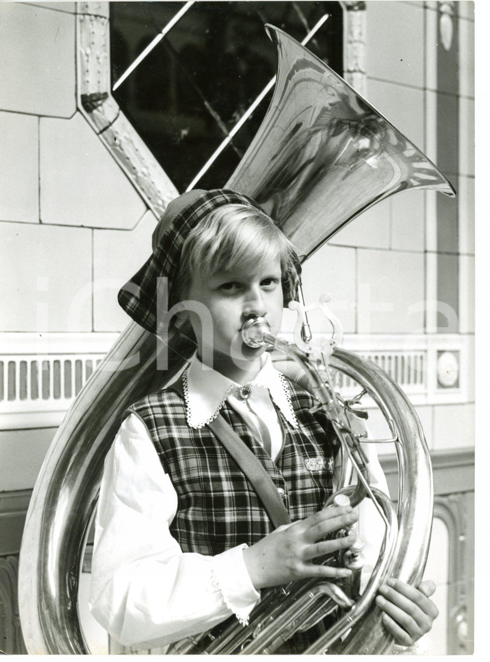 1958 BLACKPOOL Elin HAALAND playing the helicon *Photo 15x20 cm