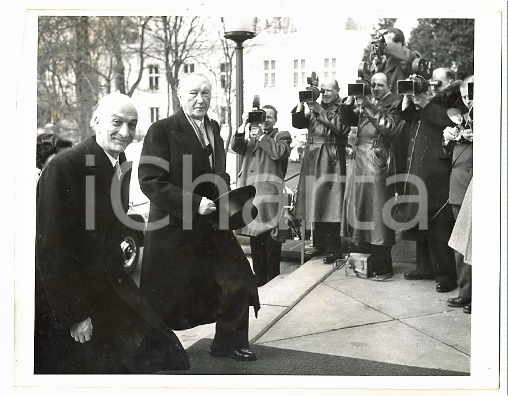 1956 BONN Cineprese filmano l'arrivo di Antonio SEGNI e Konrad ADENAUER *Foto 
