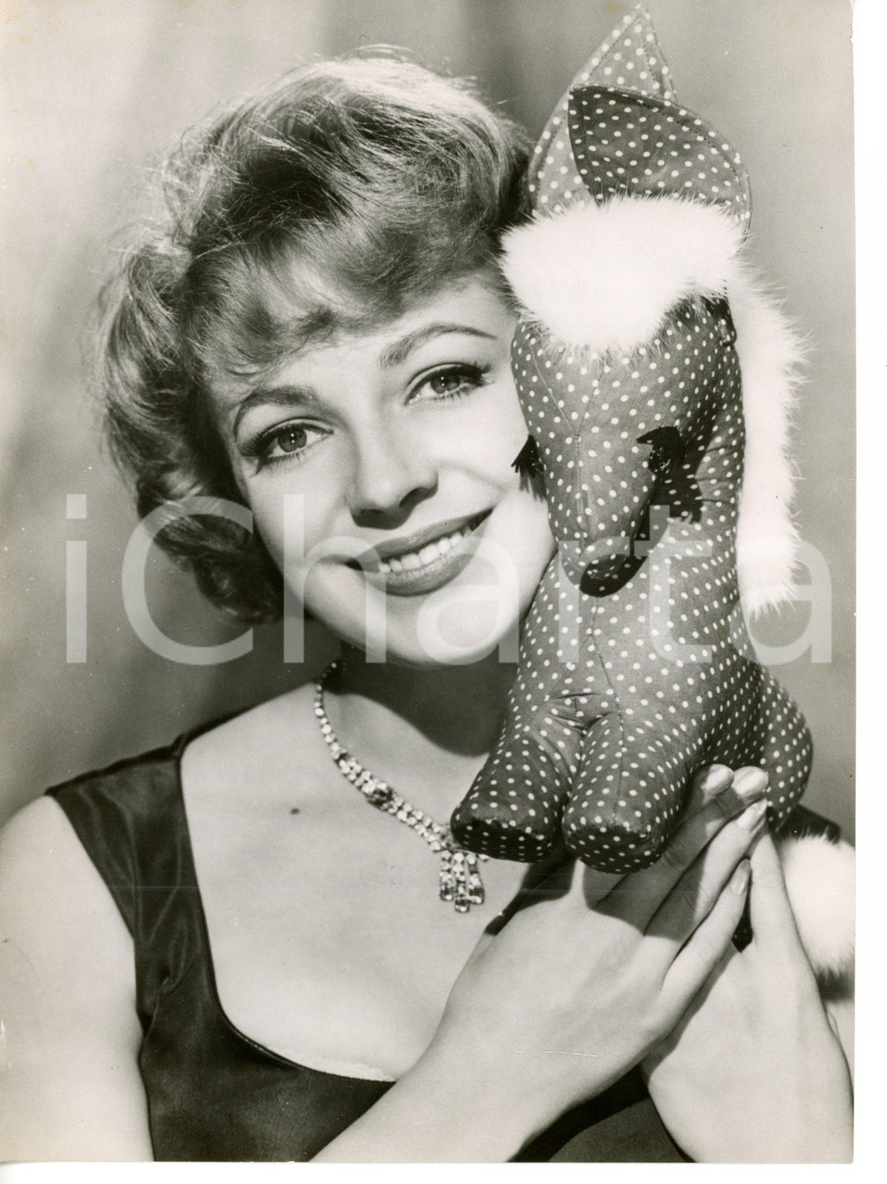 1959 LONDON Patricia BREDIN with her mascotte Humperdink *Photo 15x20 cm