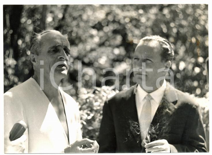 1958 VENEZIA Mostra del Cinema - Renè CLAIR e il sottosegretario Egidio ARIOSTO