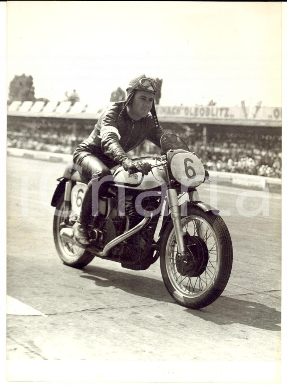 1950 ca MOTOCICLISMO Ritratto del pilota Geoff DUKE su NORTON *Foto 13x18 cm