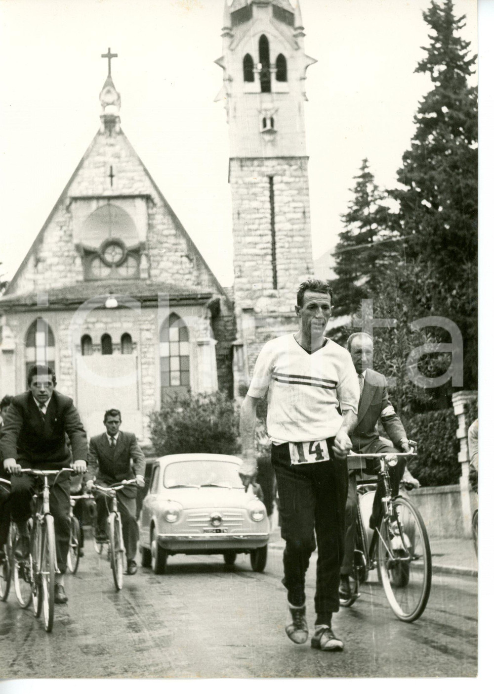 1956 RIVA DEL GARDA - 100 KM DI MARCIA Pietro ROTA all'arrivo *Foto 13x18 cm
