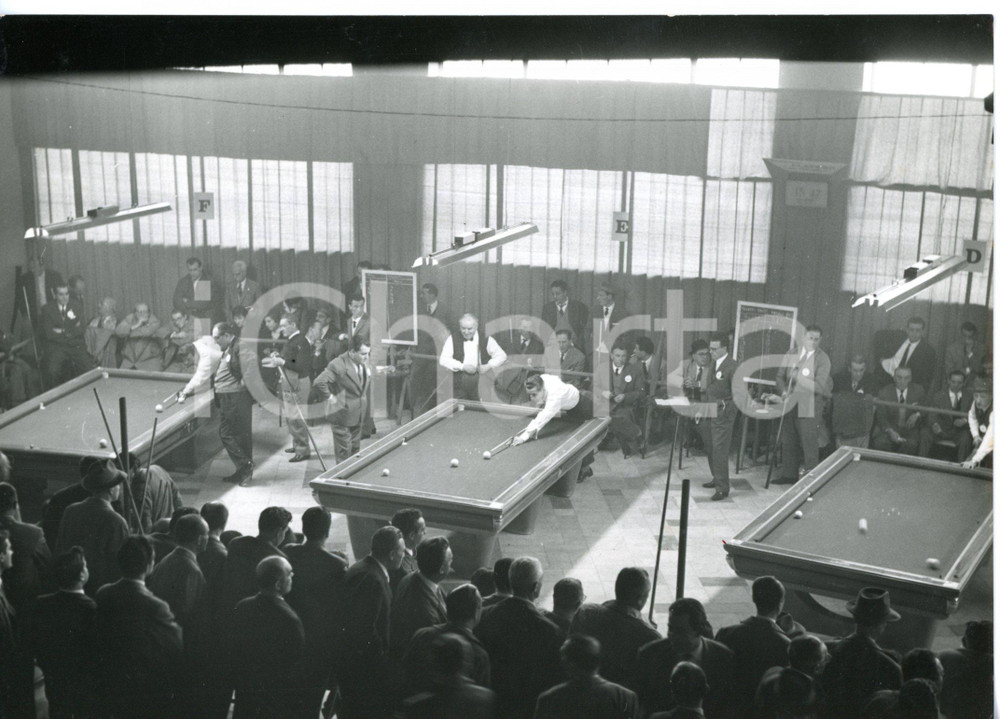 1958 TORINO Campionato italiano di biliardo - Una fase della competizione *Foto