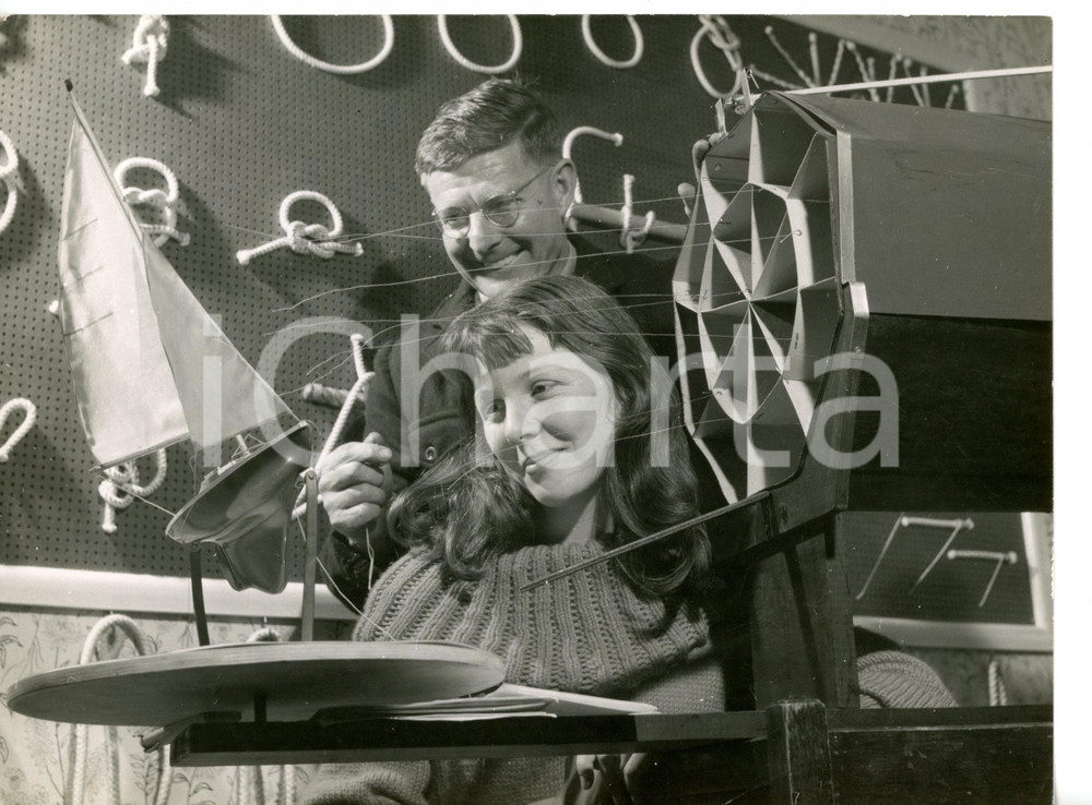 1960 WESTON-SUPER-MARE Clifford SMITH teaching Anne WHITEHEAD sailing *Foto 