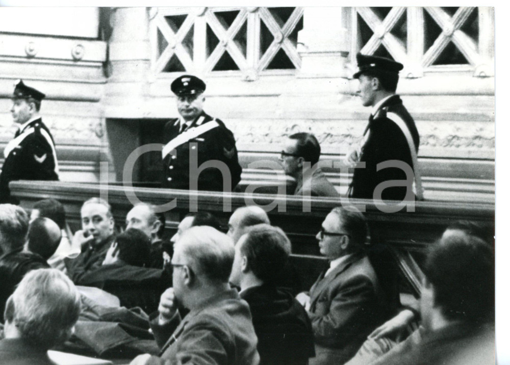1963 TRIBUNALE ROMA Scandalo delle banane - Carabinieri al banco degli imputati