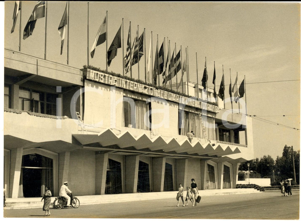 1957 VENEZIA Mostra del Cinema - Ultimi preparativi per l'inaugurazione *Foto