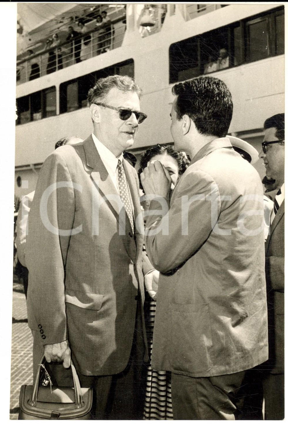 1957 GENOVA Joseph KESSEL in partenza per New York *Foto 13x18 cm