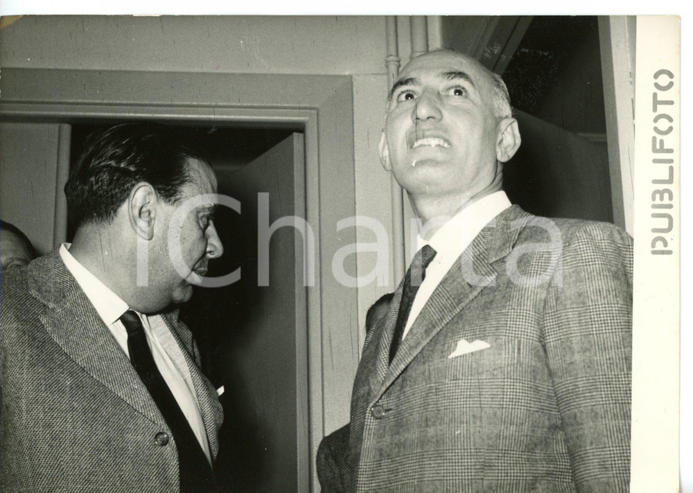 1954 ROMA - CASO MONTESI Ugo MONTAGNA dopo la scarcerazione - Foto 18x13 cm