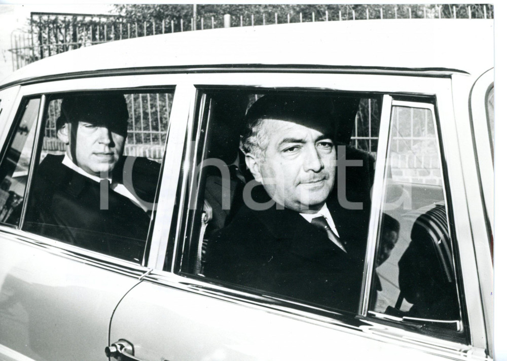 1962 BERLIN Esponenti Partito Liberale Wolfgang DORING e Erich MENDE in auto