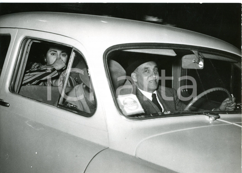 1954 ROMA - CASO MONTESI Anastasio LILLI in auto con l'avvocato ZEGRETTI *Foto