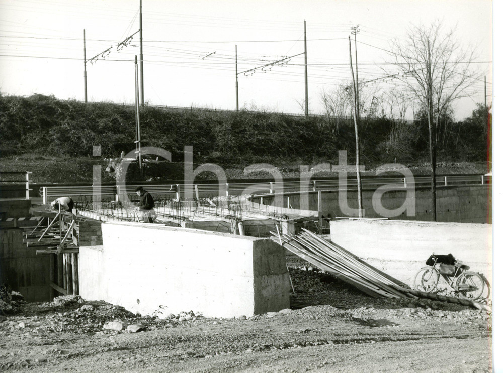 1955 ca AUTOSTRADA GENOVA-VENTIMIGLIA Cantiere stradale - Operai al lavoro *Foto