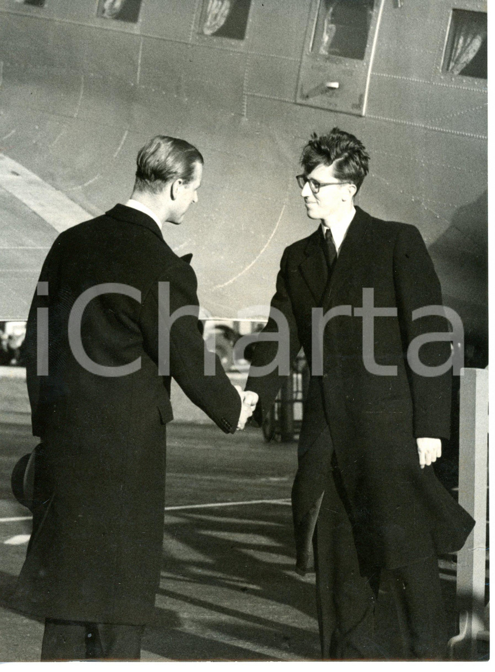 1953 NORTHOLT AIRPORT King Baudouin of BELGIUM greeted by Duke of EDINBURGH 