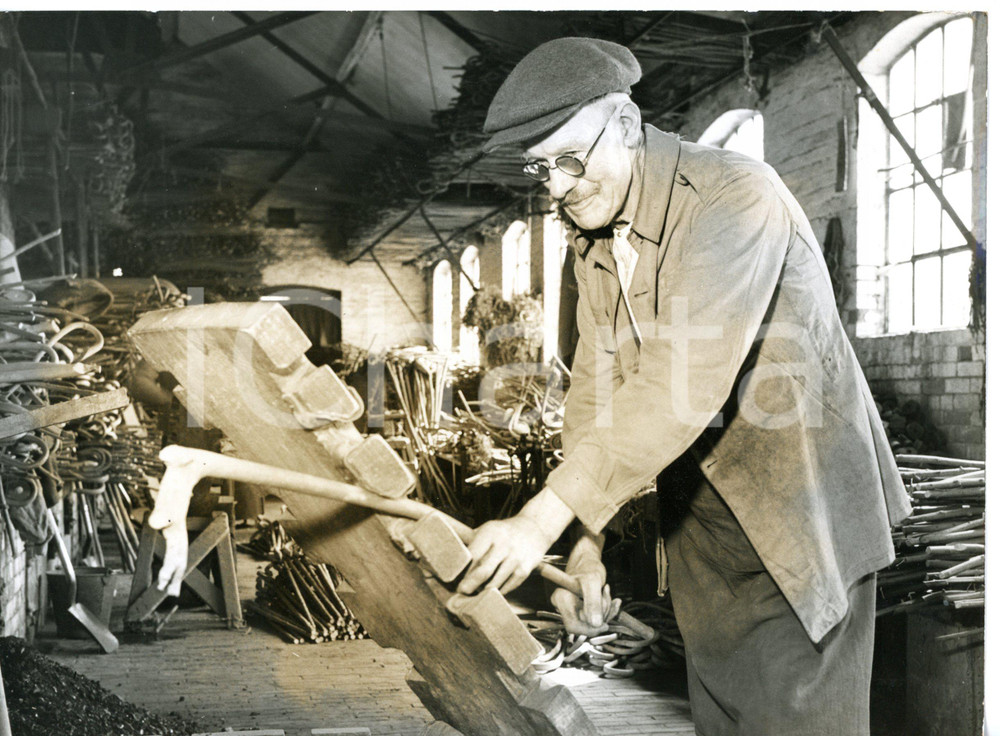 1960 CHIDDINGFOLD Jack LINTOTT elderly maker of walking sticks *Foto 20x15 cm