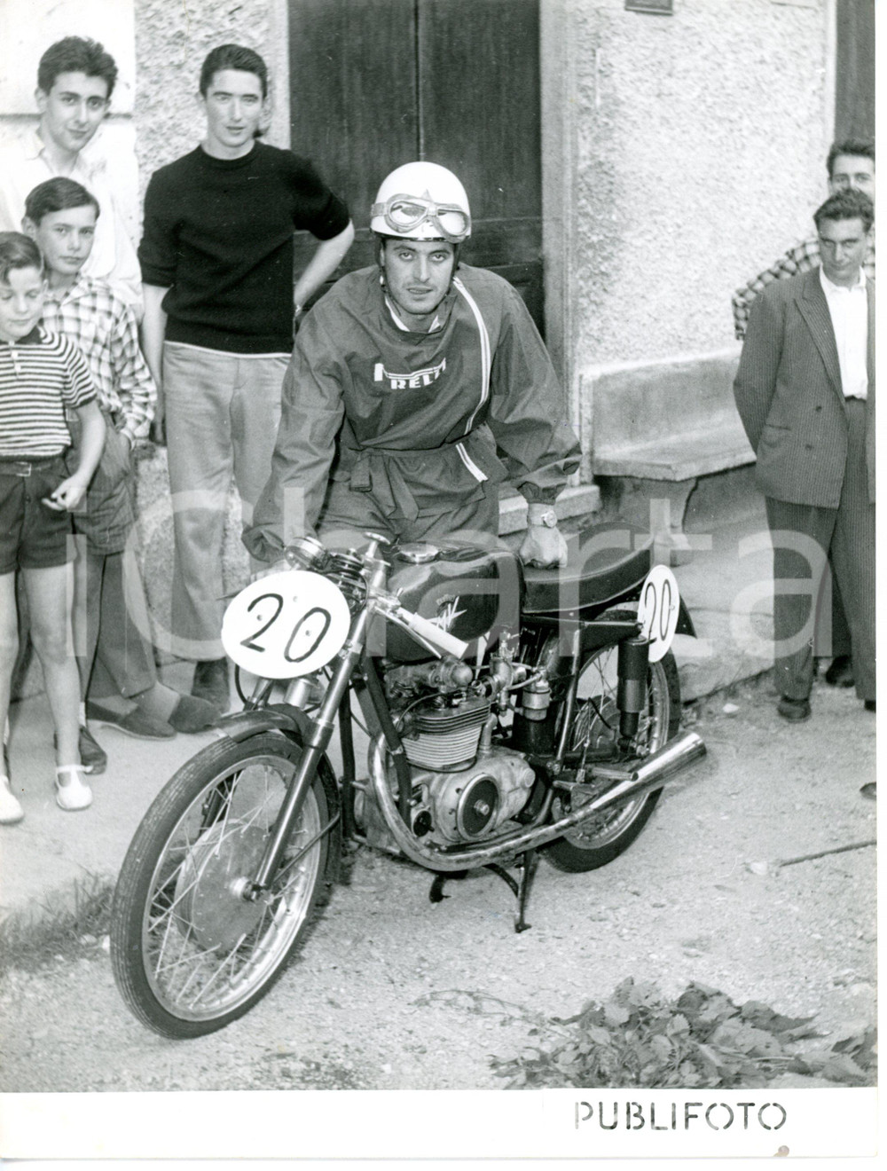 1954 PONTEDECIMO - MOTOCICLISMO Il vincitore Martino GIANI *Foto 18x24 cm