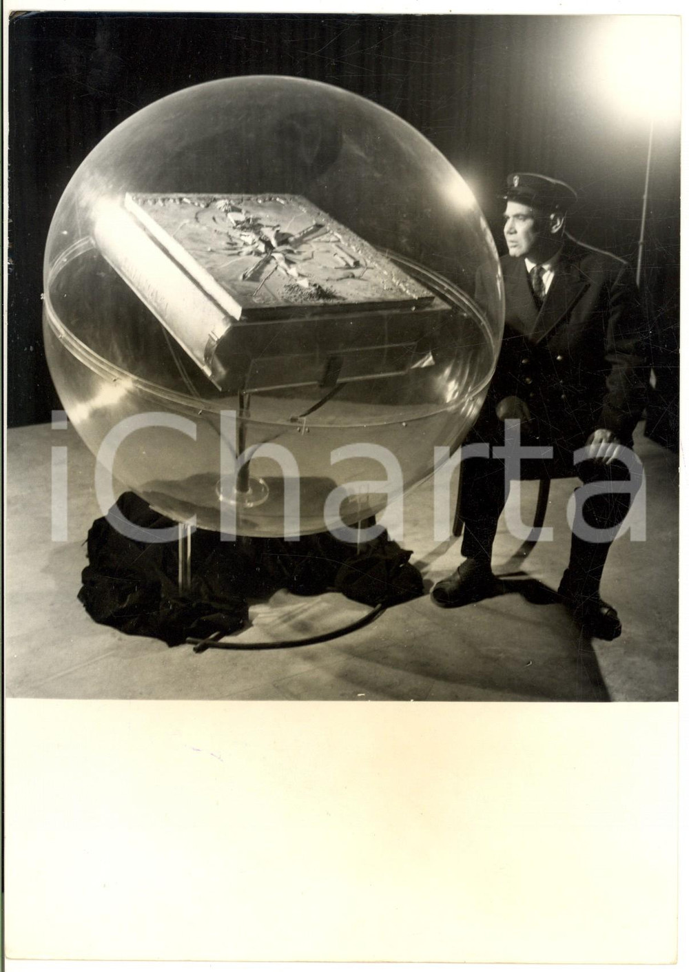 1961 PARIS Musée d'Art Moderne - "Apocalisse" il libro più caro del mondo *Foto