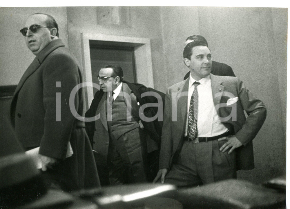 1957 MILANO Ritratto del tenore Mario DEL MONACO in tribunale *Foto 18x13 cm