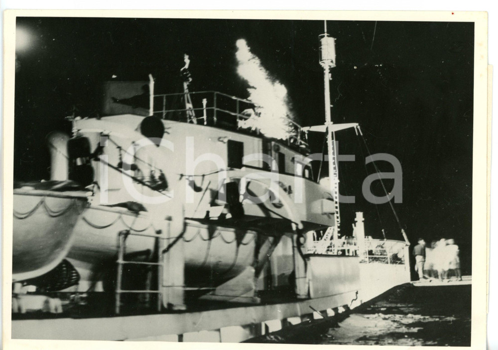 1956 LONGYEARBYEN Ship "Norbjorn" with enlighted Christmas tree at the bridge