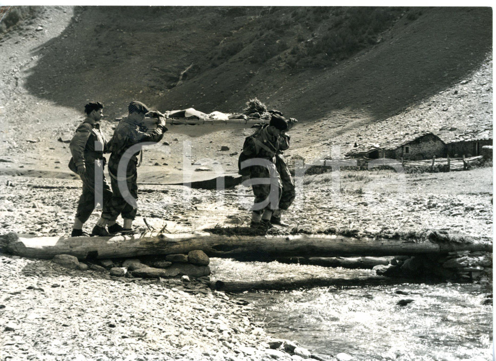 1957 TORINO Schianto velivolo USA in VAL PELLICE - Recupero delle salme *Foto