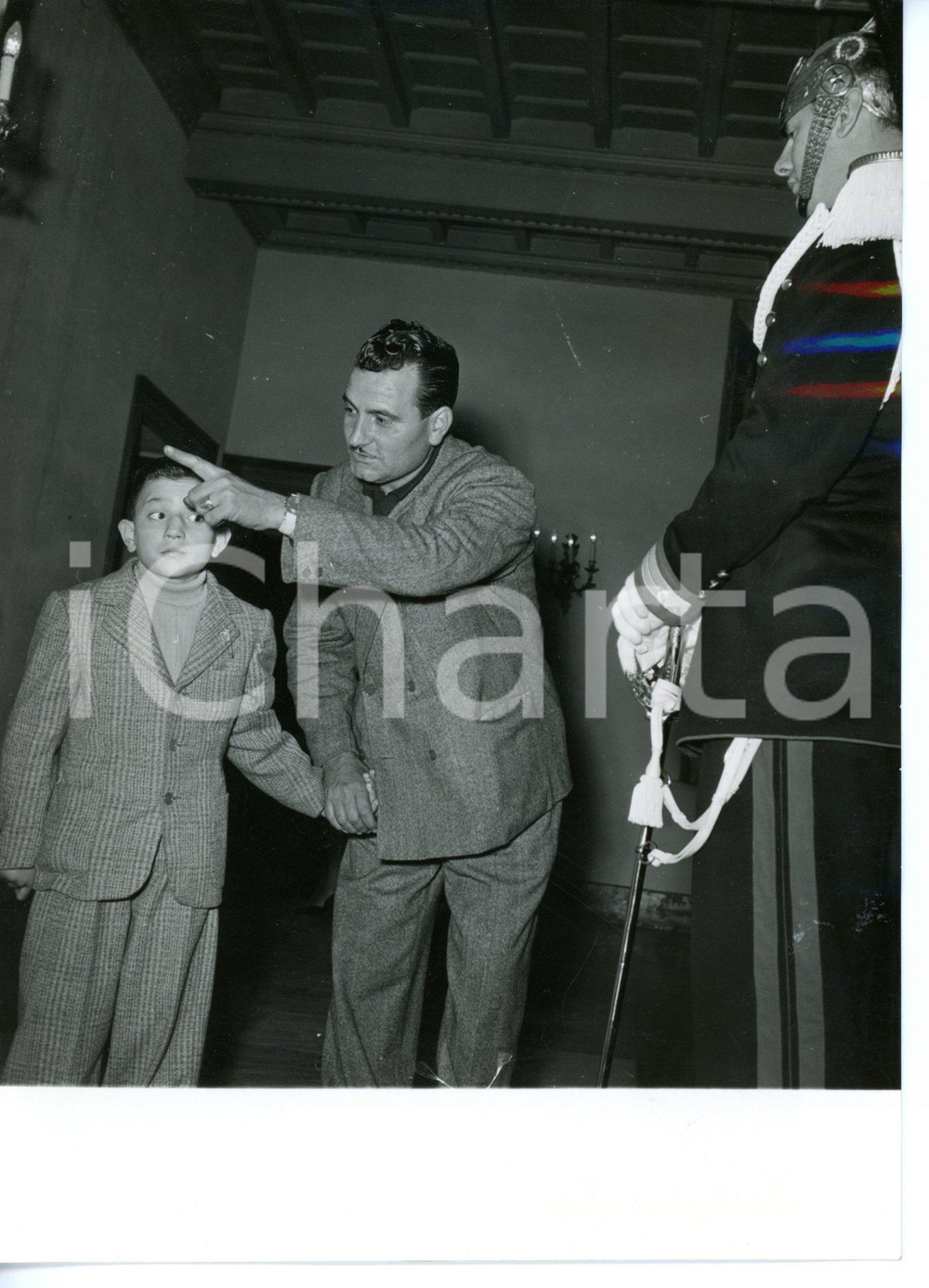 1953 ROMA Bambino cieco si reca in udienza da Luigi EINAUDI *Foto 13x18 cm