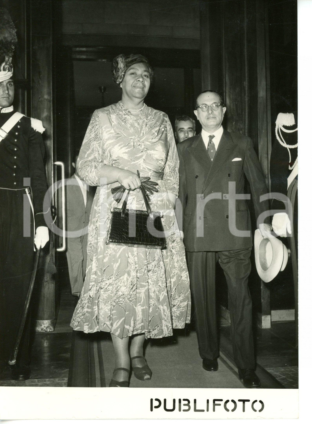 1953 ROMA Regina Salote TUPOU III di TONGA in visita ufficiale *Foto 13x18 cm
