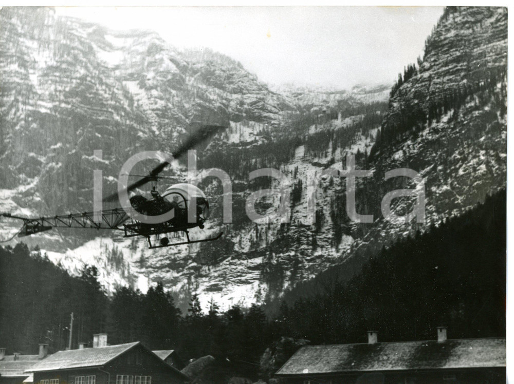 1954 HOHER DACHSTEIN Helicopters trying to find 13 missed *Foto 20x15 cm