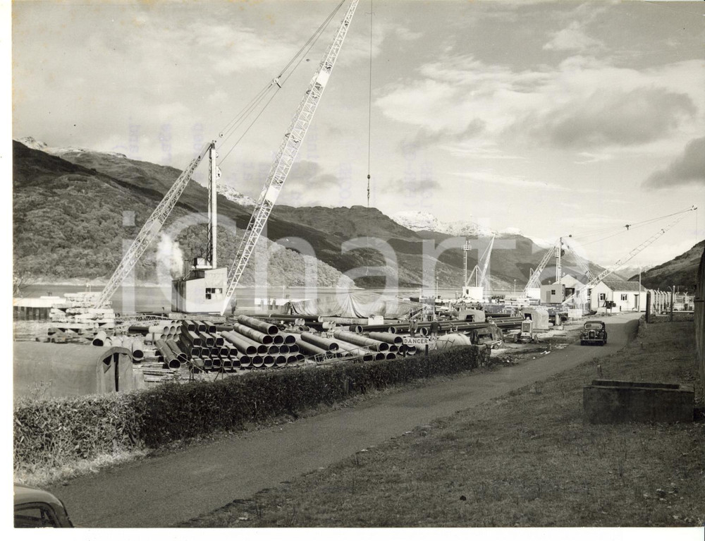 1957 LOCH LONG Construction of a new jetty and oil discharging installation FOTO