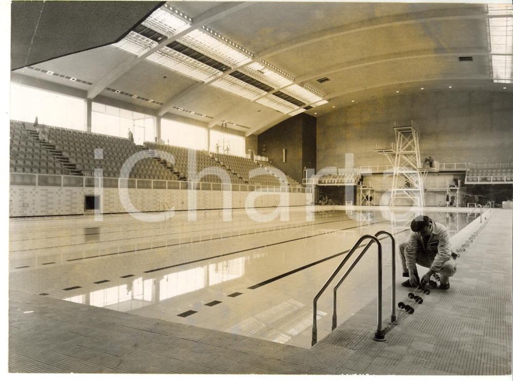 1958 CARDIFF Wales Empire Pool before inauguration *Photo 20x15 cm