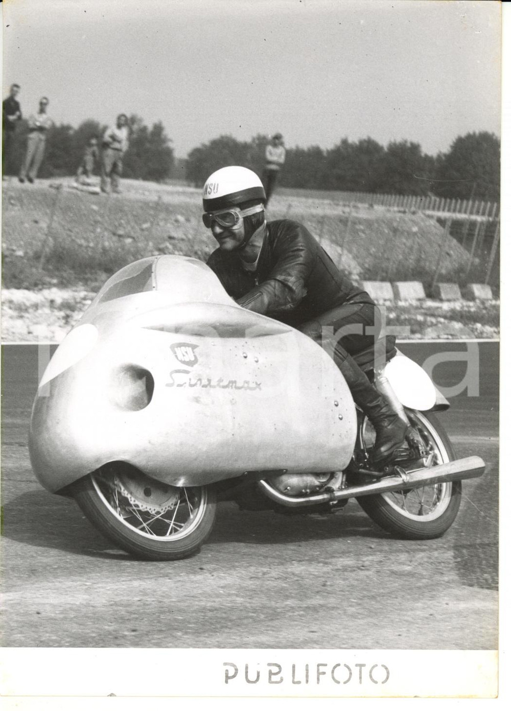 1955 MONZA - MOTOCICLISMO Prove G. P. delle Nazioni - Hermann Paul MULLER su NSU