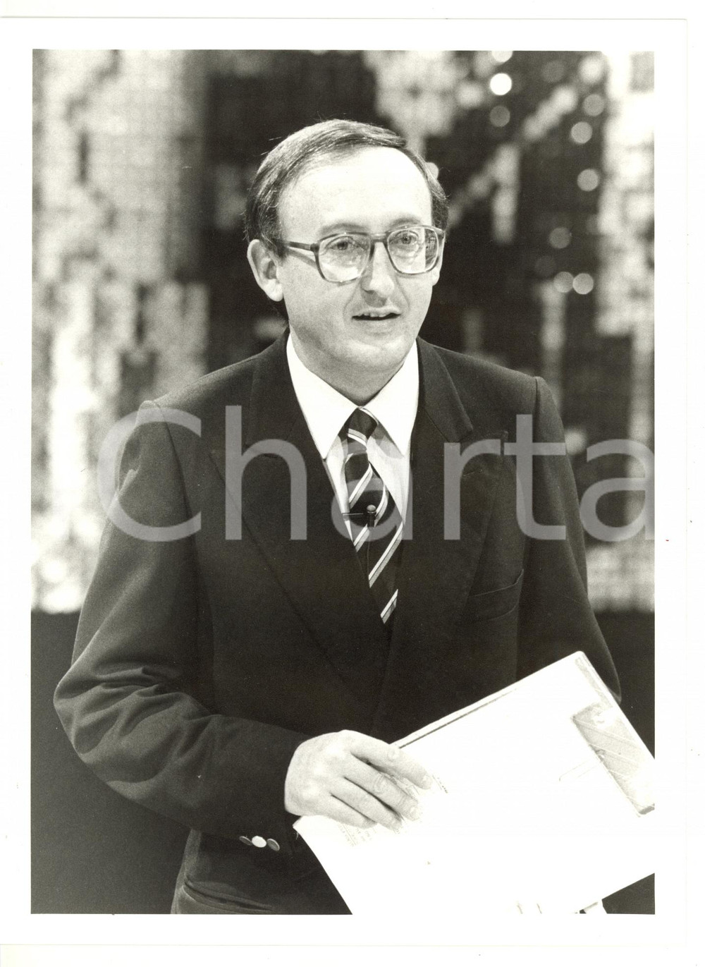 1984 RAI DUE "Chip" - Stefano GENTILONI in trasmissione *Foto VINTAGE 18x24