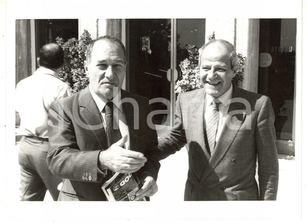 1985 ca RAI Gian Paolo CRESCI con Ivo GRIPPO *Fotografia VINTAGE 24x18 cm
