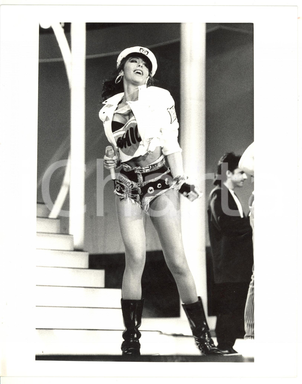 1988 SAINT VINCENT ESTATE Sabrina SALERNO vestita da poliziotta - Foto 20x25