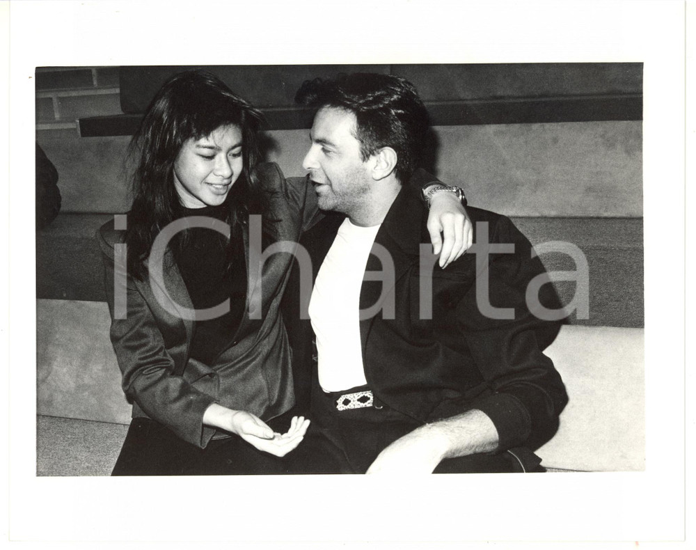 1985 ca COSTUME Alan SORRENTI con la fidanzata Regina RODRIGUEZ *Foto 25x20