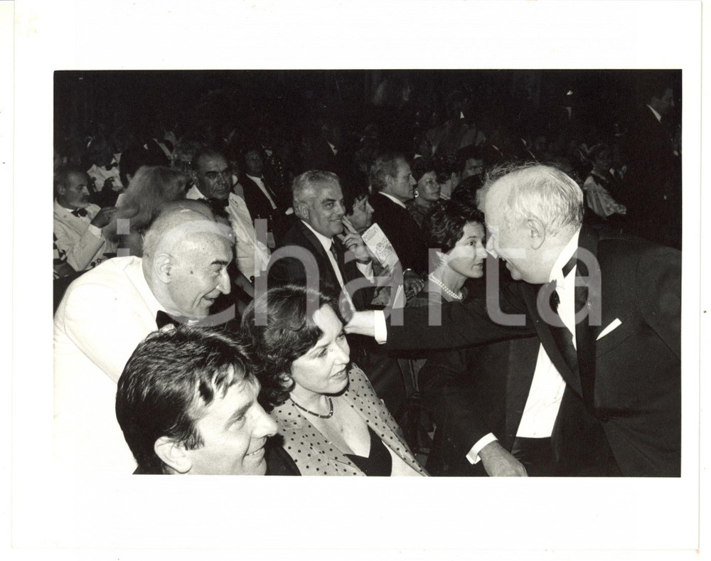 1985 ca POLITICA - DC Generale Umberto CAPPUZZO durante serata di gala *Foto