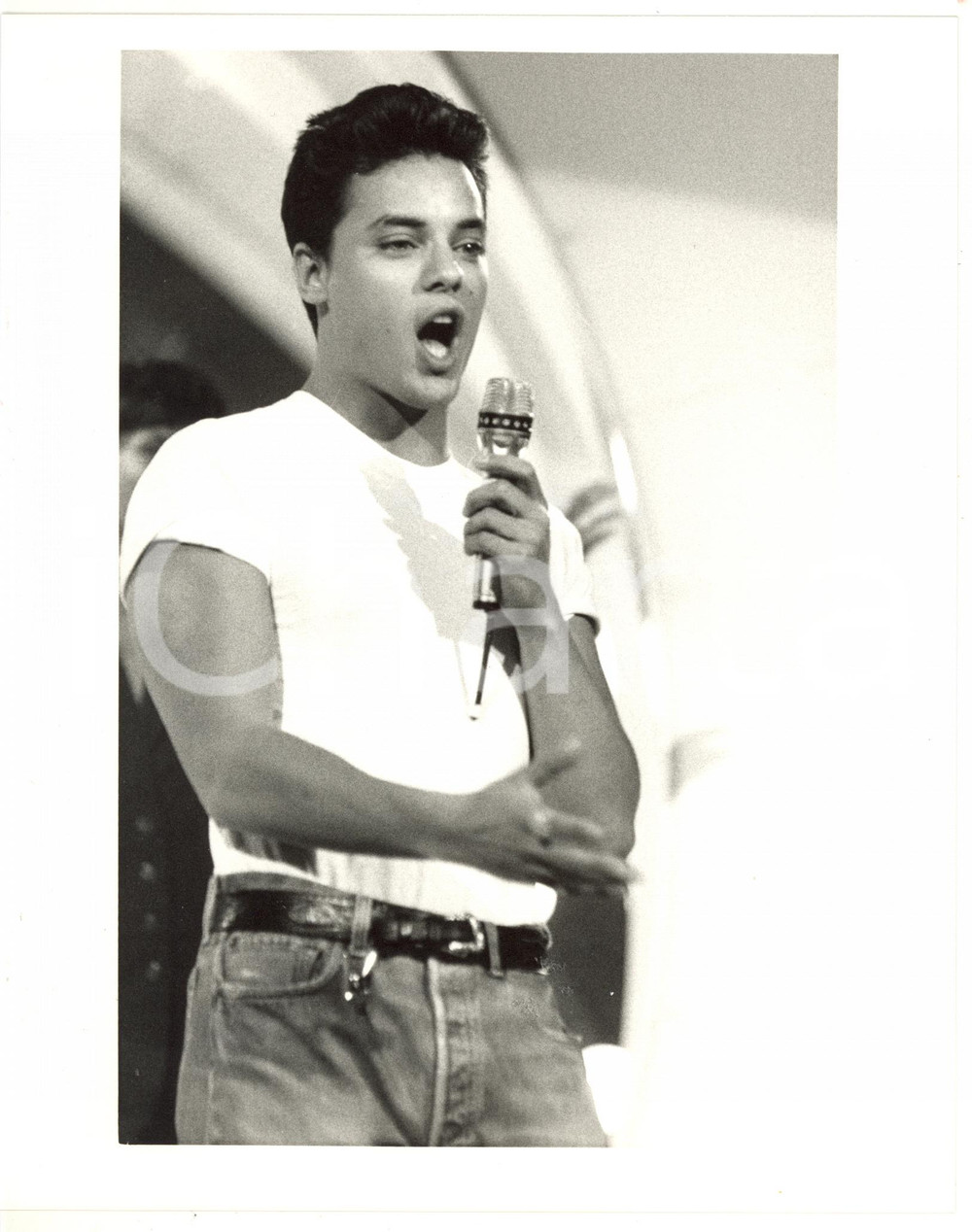 1990 ca MUSICA Cantante inglese Nick KAMEN sul palco (2) *Foto 20x25 cm