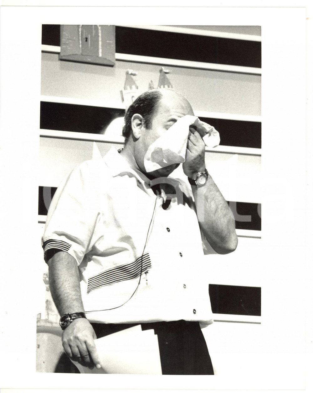 1988 SAINT VINCENT ESTATE Lino BANFI si asciuga il sudore *Foto VINTAGE 20x25 cm