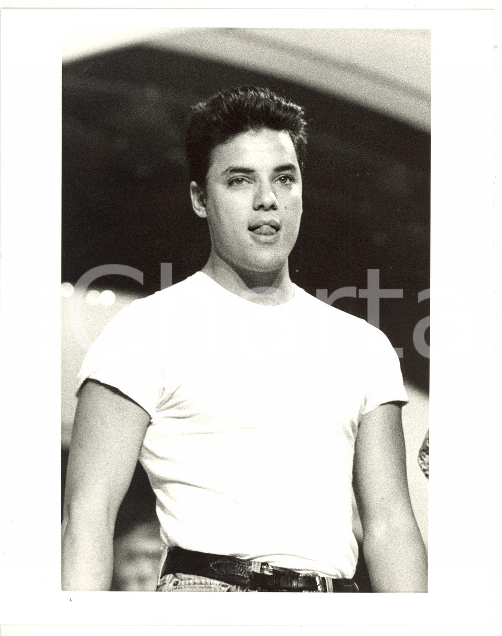 1990 ca MUSICA Cantante inglese Nick KAMEN sul palco (4) *Foto 20x25 cm