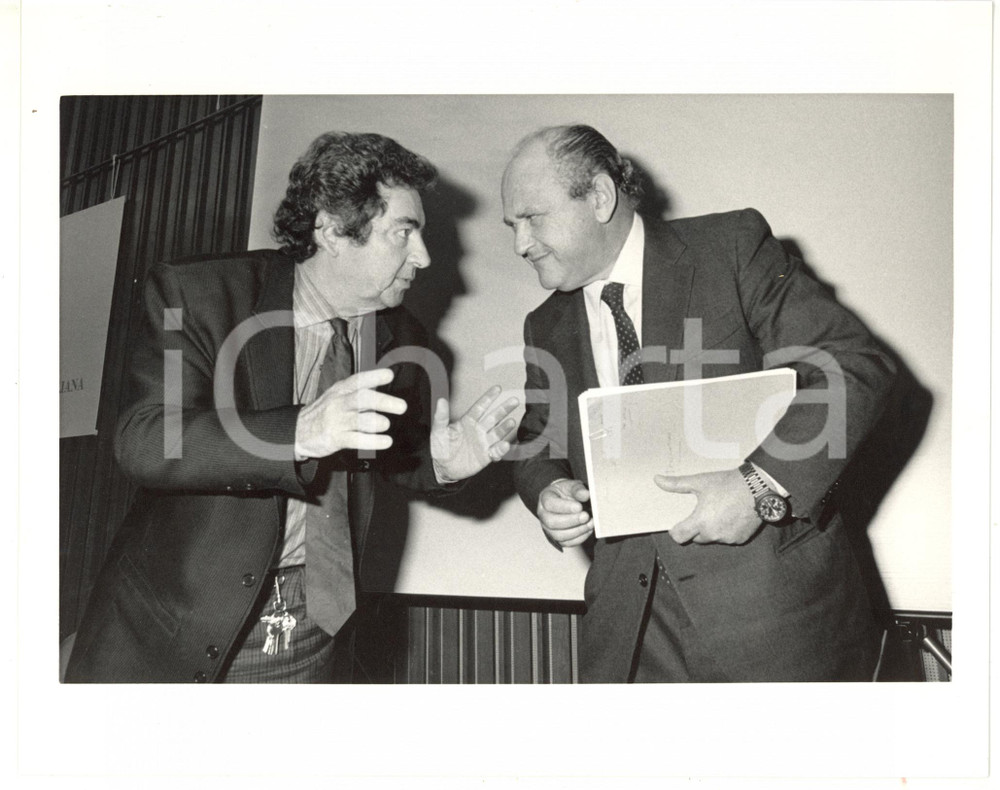 1987 MILANO Renato RUGGIERO durante conferenza - Fotografia VINTAGE 25x20 cm