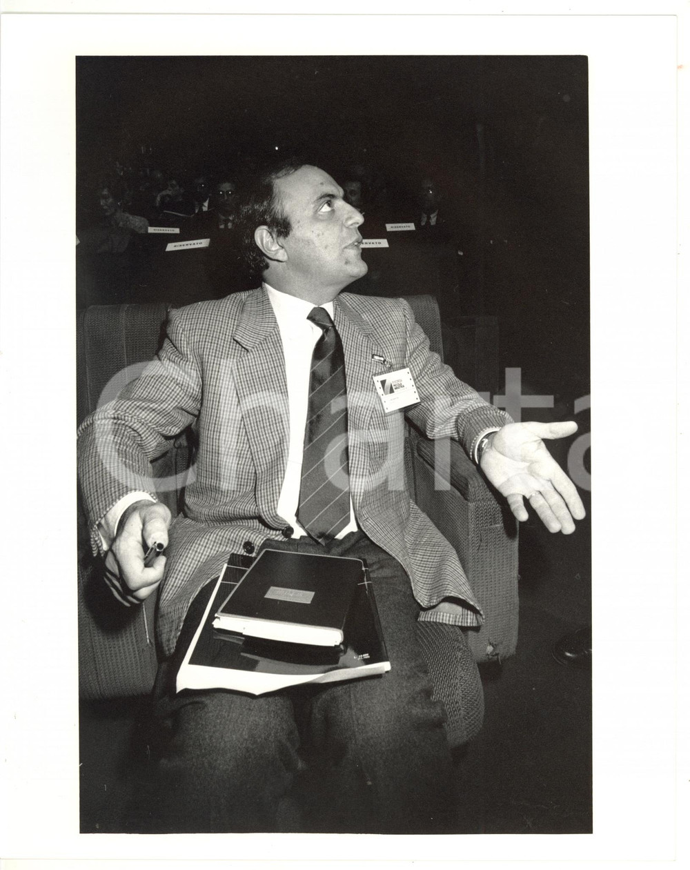 1990 ca ASSOLOMBARDA Ritratto del giornalista Bruno VESPA (4) *Foto 20x25 cm