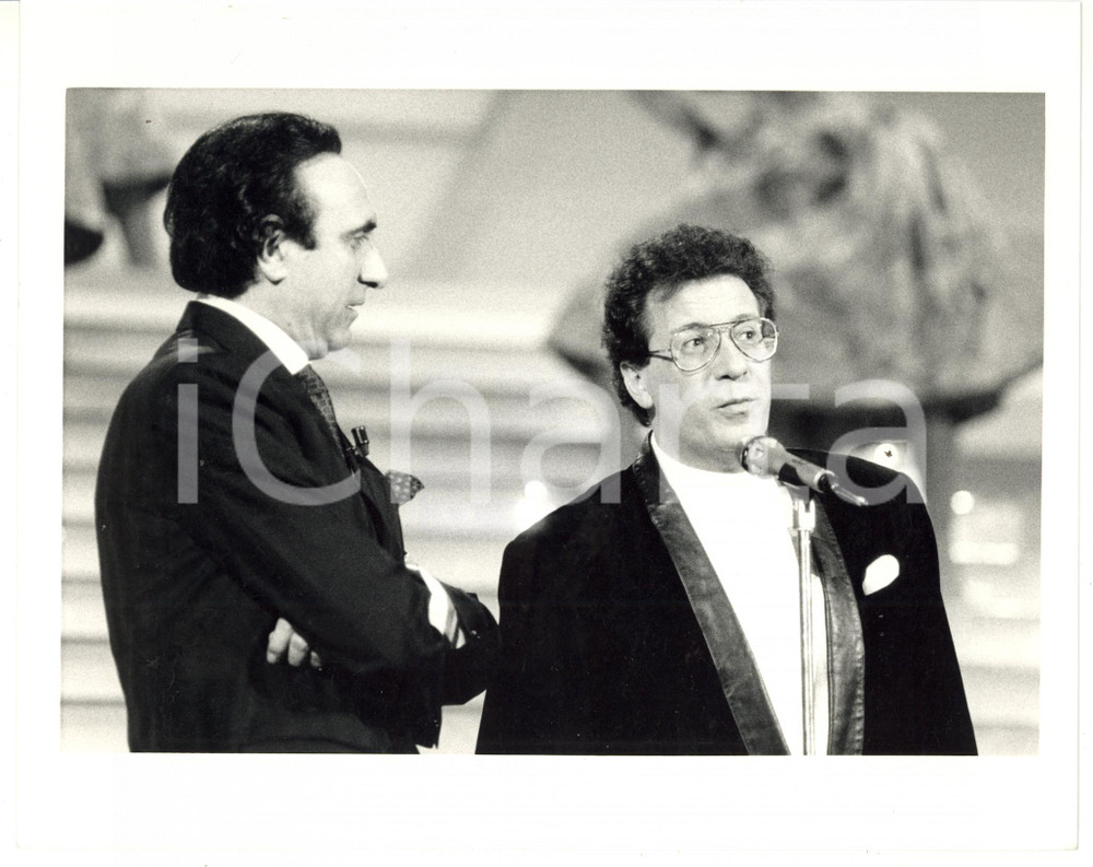 Fotografia d epoca originale 1985 FESTIVAL DI SANREMO Peppino DI CAPRI sul palco con Pippo BAUDO  Foto 25x20 1