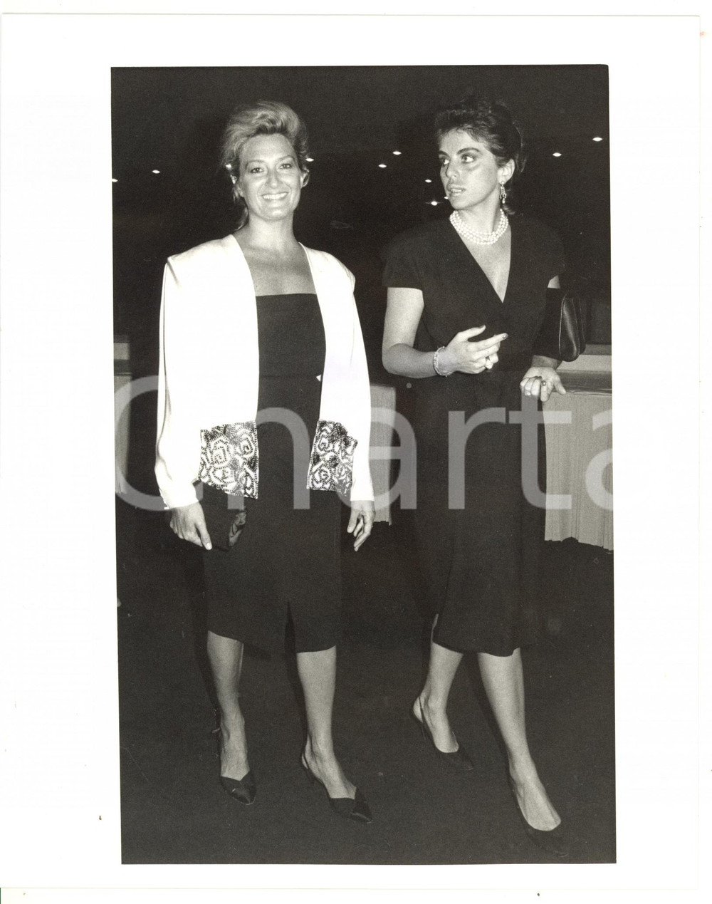 1990 ca COSTUME Giovanna PORTOGHESI con Ania PIERONI durante serata di gala 