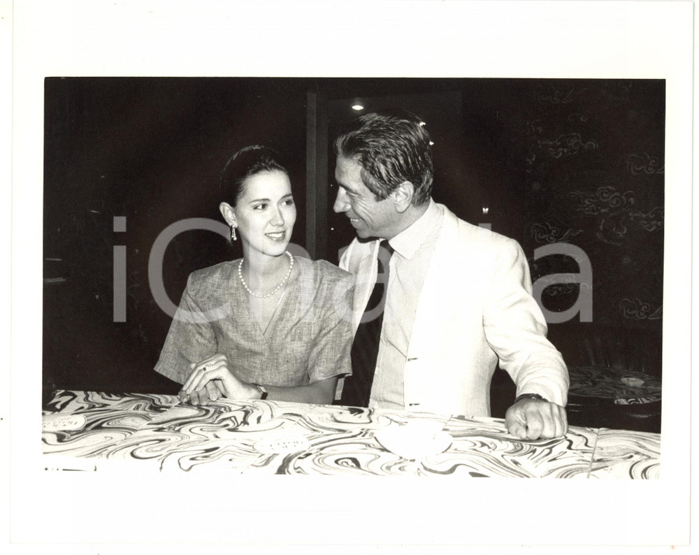 1990 ca VENEZIA Pier Luigi TORRI al bar - Fotografia VINTAGE 25x20 cm