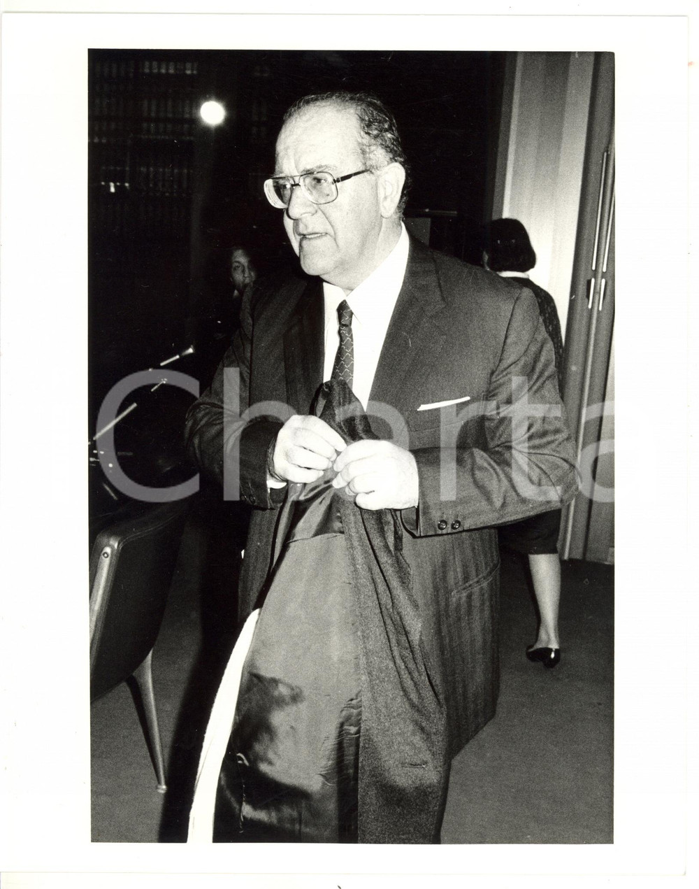 1990 ca CONFINDUSTRIA Franco PIGA durante conferenza - Foto 20x25 cm