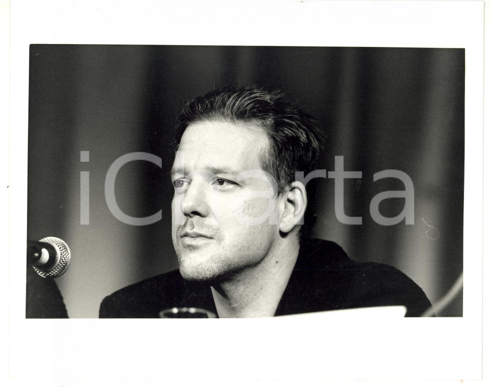 1987 FESTIVAL DI CANNES Mickey ROURKE durante conferenza stampa *Foto 25x20 cm