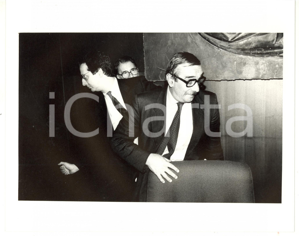 1990 ca RAI Andrea BORRI con Walter VELTRONI durante conferenza *Foto 25x20