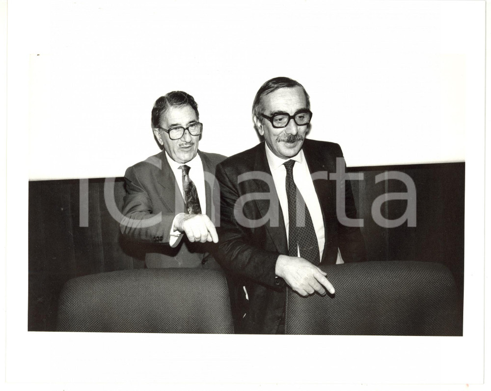 1990 ca RAI Andrea BORRI prende posto con Aldo ANIASI - Foto 25x20 cm