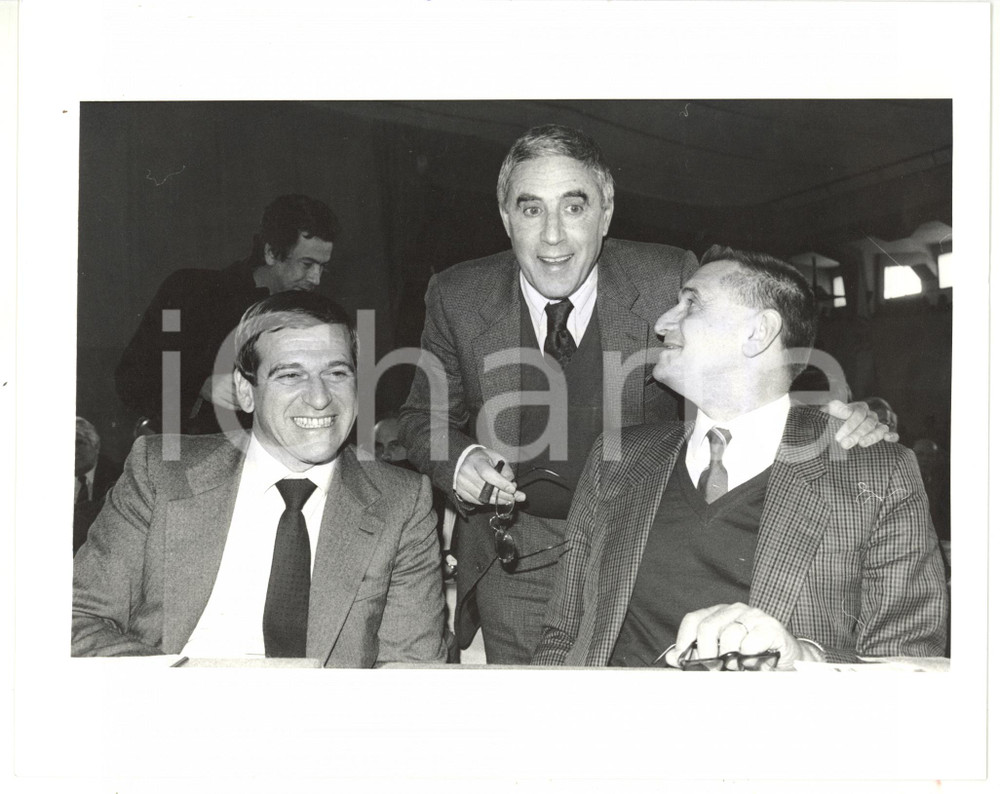 1985 ca CGIL CISL UIL Antonio PIZZINATO - Franco MARINI - Giorgio BENVENUTO Fotografia di agenzia. CONDIZIONI: FAIR (lievi difetti di stampa; piccola piegatura al margine superiore)FORMATO: 25x20 cm     originale e autentica 1